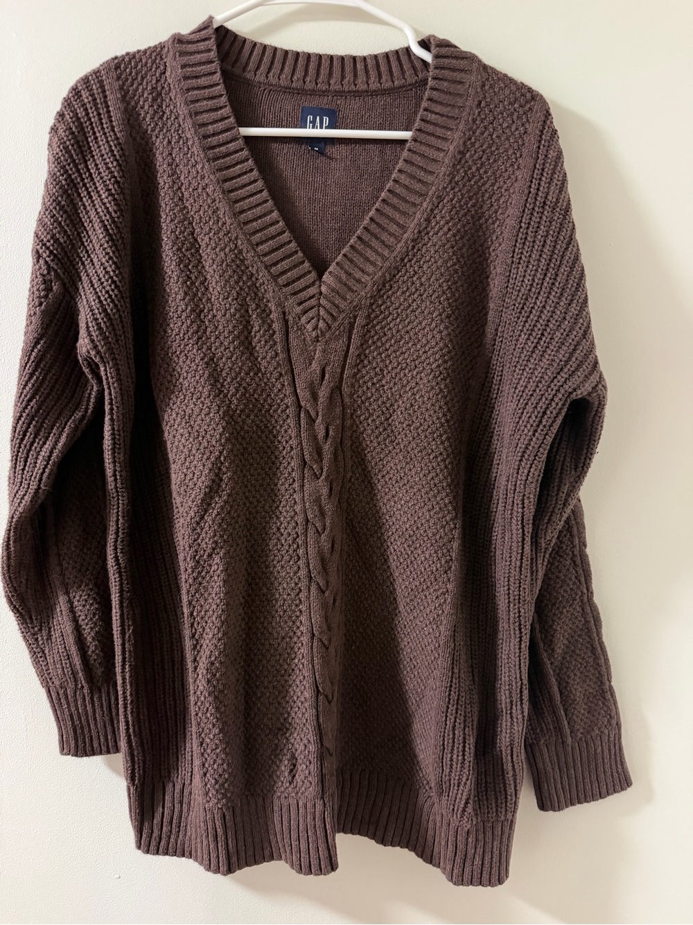 GAP Women's Dark Brown Cable-Front V-Neck Sweater